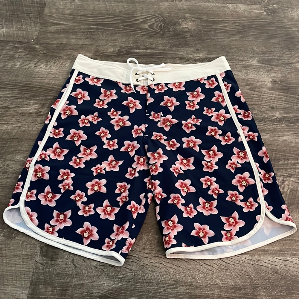 Acacia mens shorts size 32